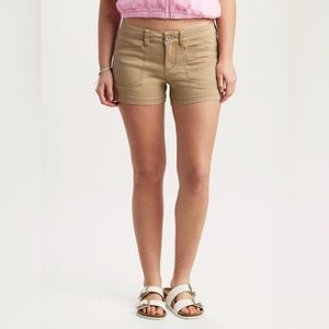 Unionbay Women's Delaney Stretch 3.5" Inseam Short in Sandy Brown